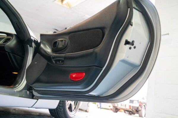 Pilgrim-Corvette-Silver-19-scaled Pilgrim-Corvette-Silver-19-scaled