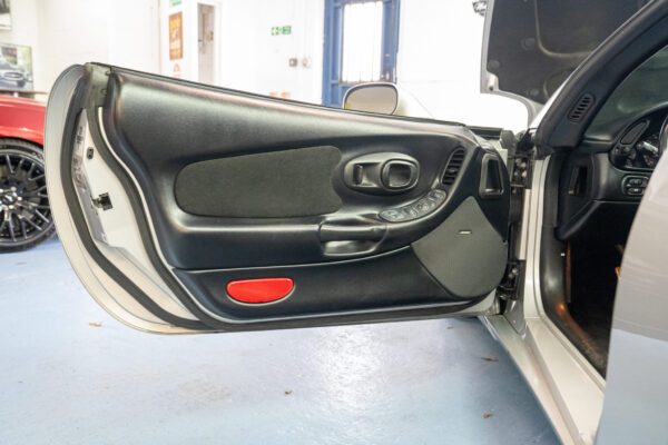 Pilgrim-Corvette-Silver-39-scaled Pilgrim-Corvette-Silver-39-scaled