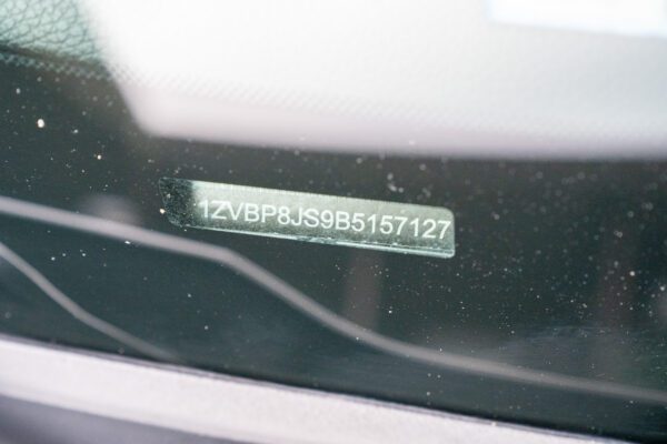 Shelby-GT500-2011MY_-85 Shelby-GT500-2011MY_-85