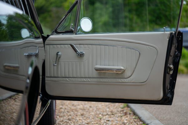 PilgrimV8-65-Fastback-Belle-053 PilgrimV8-65-Fastback-Belle-053