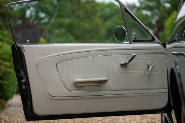 PilgrimV8-65-Fastback-Belle-054 PilgrimV8-65-Fastback-Belle-054