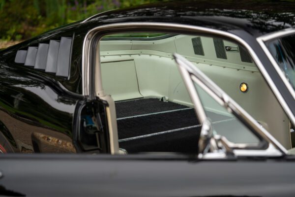 PilgrimV8-65-Fastback-Belle-057 PilgrimV8-65-Fastback-Belle-057