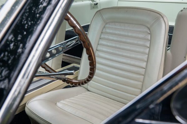 PilgrimV8-65-Fastback-Belle-068 PilgrimV8-65-Fastback-Belle-068