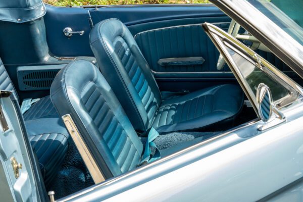 PV833 1965 Ford Mustang Convertible -10 PV833 1965 Ford Mustang Convertible -10