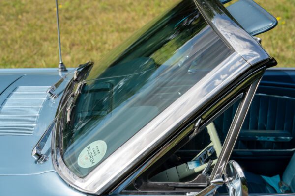 PV833 1965 Ford Mustang Convertible -46 PV833 1965 Ford Mustang Convertible -46