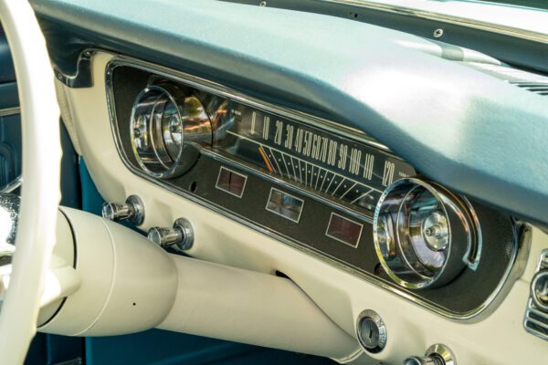 PV833 1965 Ford Mustang Convertible -60 PV833 1965 Ford Mustang Convertible -60