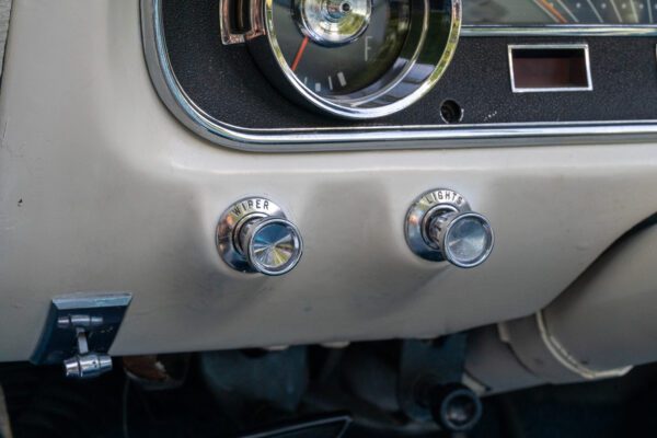 PV833 1965 Ford Mustang Convertible -67 PV833 1965 Ford Mustang Convertible -67