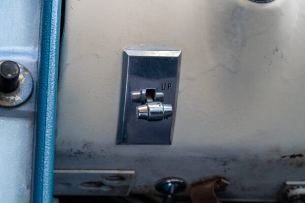 PV833 1965 Ford Mustang Convertible -69 PV833 1965 Ford Mustang Convertible -69