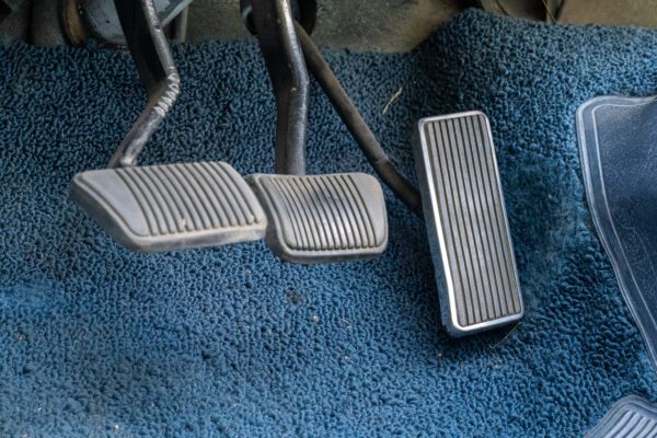 PV833 1965 Ford Mustang Convertible -70 PV833 1965 Ford Mustang Convertible -70