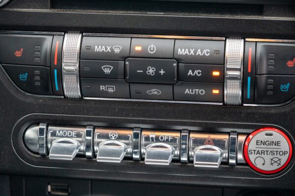 Ford Mustang GT 860_-056 Ford Mustang GT 860_-056