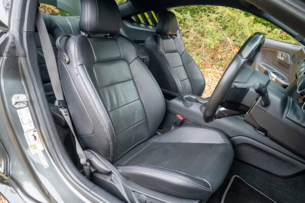 Ford Mustang GT 860_-077 Ford Mustang GT 860_-077