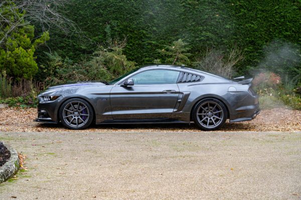 Ford Mustang GT 860_-093 Ford Mustang GT 860_-093