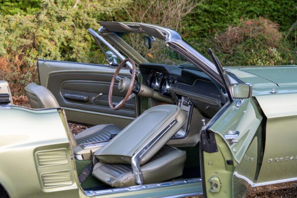 PV8-Mustang289-Conv-Green-10 PV8-Mustang289-Conv-Green-10