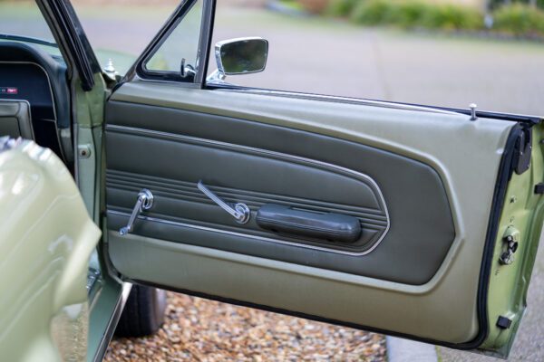 PV8-Mustang289-Conv-Green-54 PV8-Mustang289-Conv-Green-54